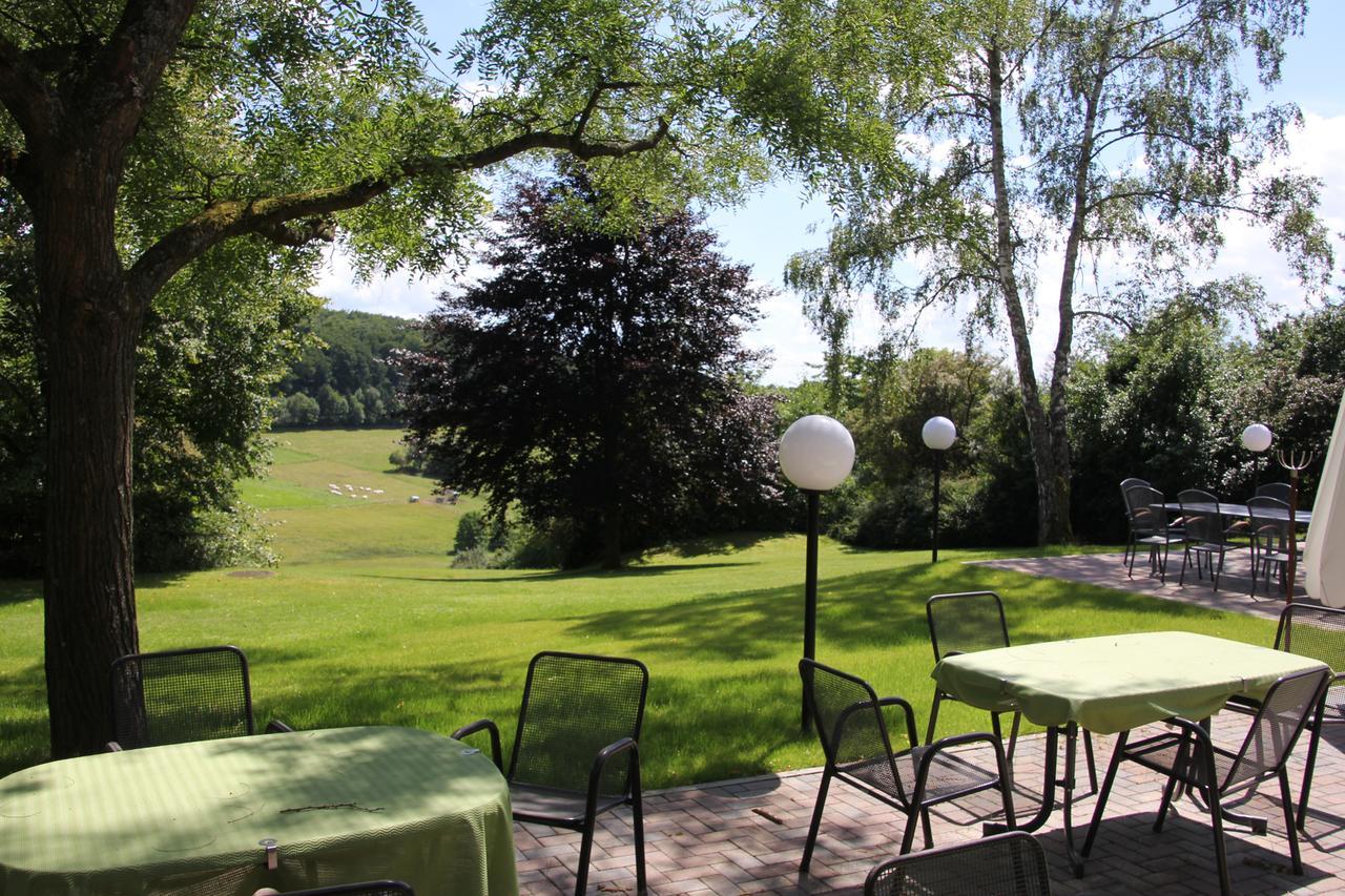 Hotel Zur Suhle Eschbach  Экстерьер фото